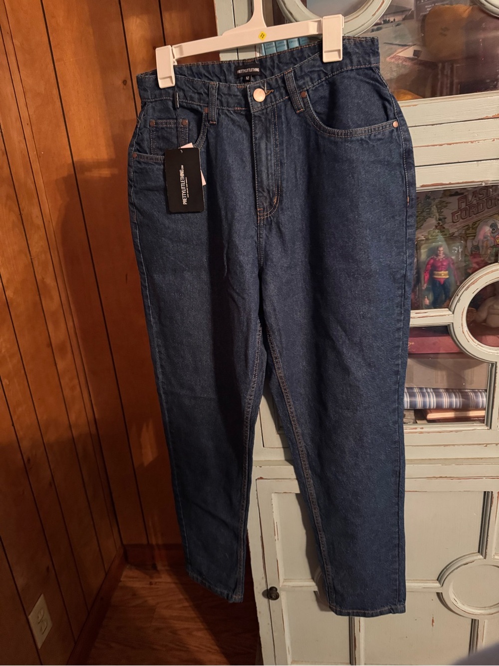 Ladies Dark Blue High-Rise Relaxed JeansSize 12 Pretty Little Thing